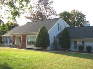 2516 Heather Ln, Henderson, KY 42420