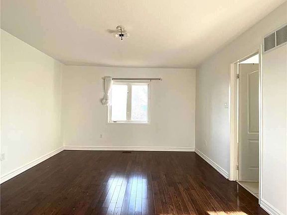 3rd image of 88 Banbrooke Cres
