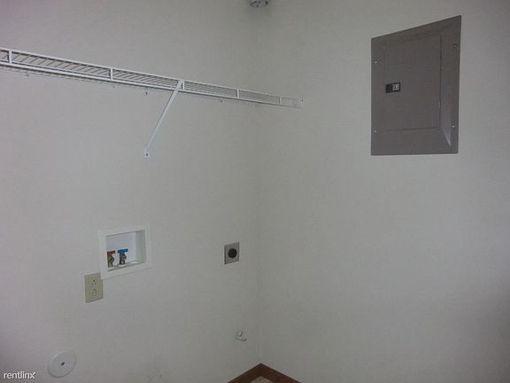 Williams 1152 A Laundry Room