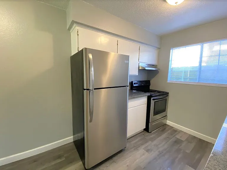 3158 College Ave #B — Photo 11