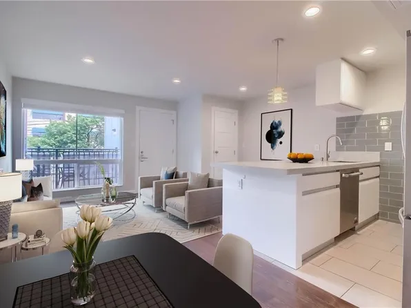 3110 Red River St APT 210, Austin, TX 78705