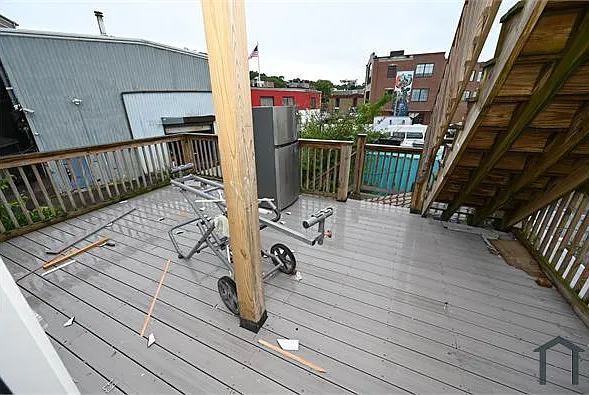 16 Greenwich St #2 — Photo 12