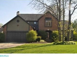 677 Big Rock Dr, Westerville, OH
