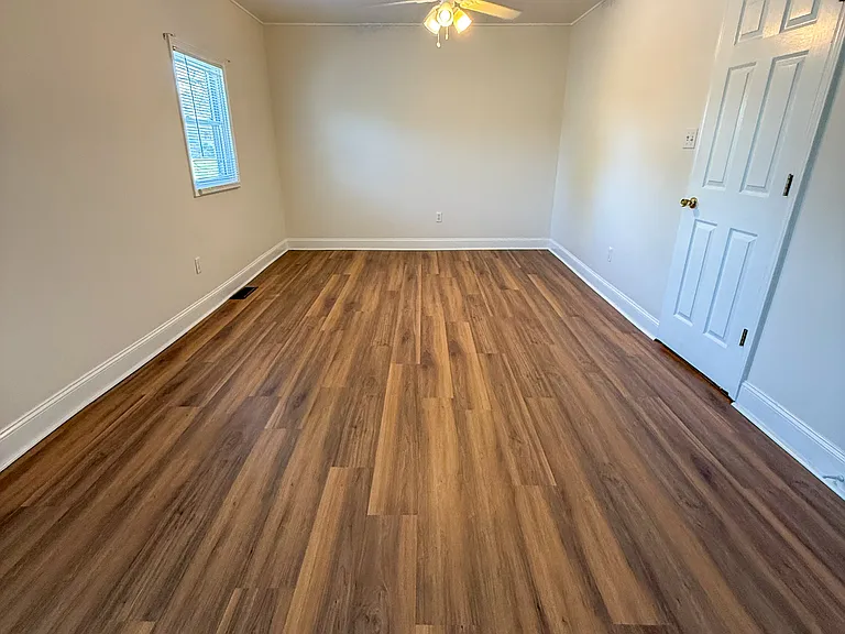 621 Hamilton St — Photo 11
