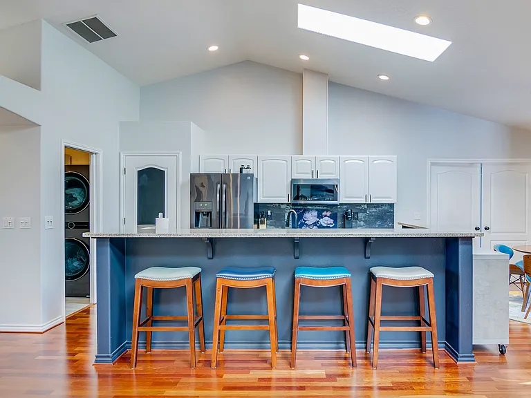 5529 NE Voyage Ave — Photo 11