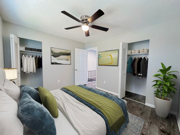 728 E Ellis St APT 122