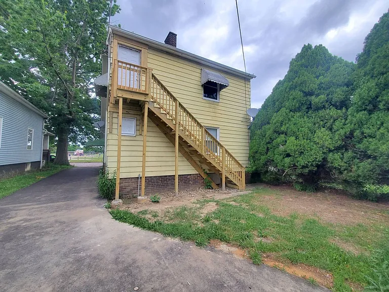 13407 Puritas Ave — Photo 22