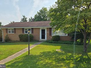 1002 Terrace Ct, Hampstead, MD 21074