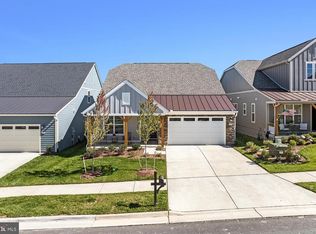 131 Cowbird St, Lake Frederick, VA 22630