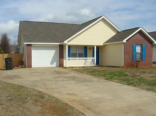 120 Chadwyck Cir, Bonaire, GA