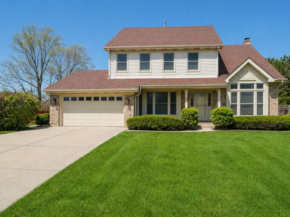 465 Thacker Ct, Schaumburg, IL 60173