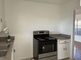 1542 Melrose Ave, Modesto, CA 95350