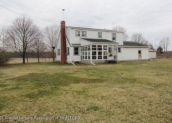 3rd image of 6667 E Vermontville Hwy