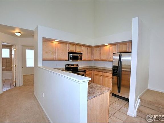4th image of 608 Lucca Dr