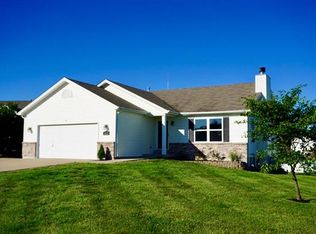 302 Lake Tucci Ct, Wright City, MO 63390