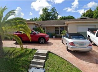 15743 Fairway Heights Blvd, Miami, FL 33157