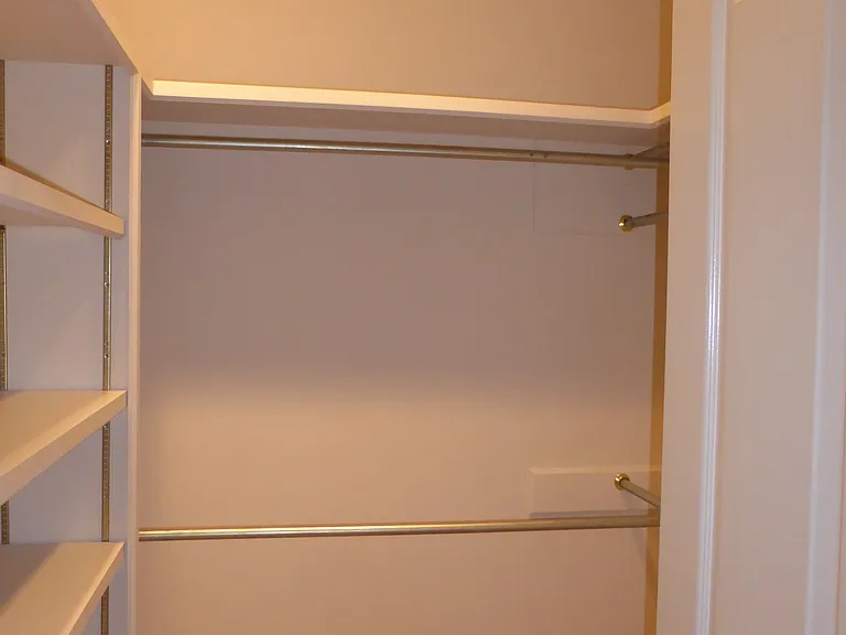 5 Stoneridge Ct #5 — Photo 10