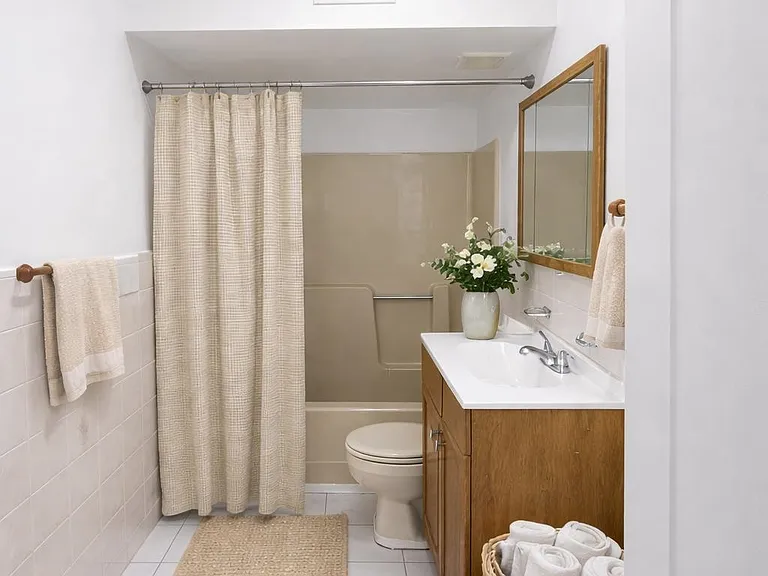 87 Merseles St #1 — Photo 13