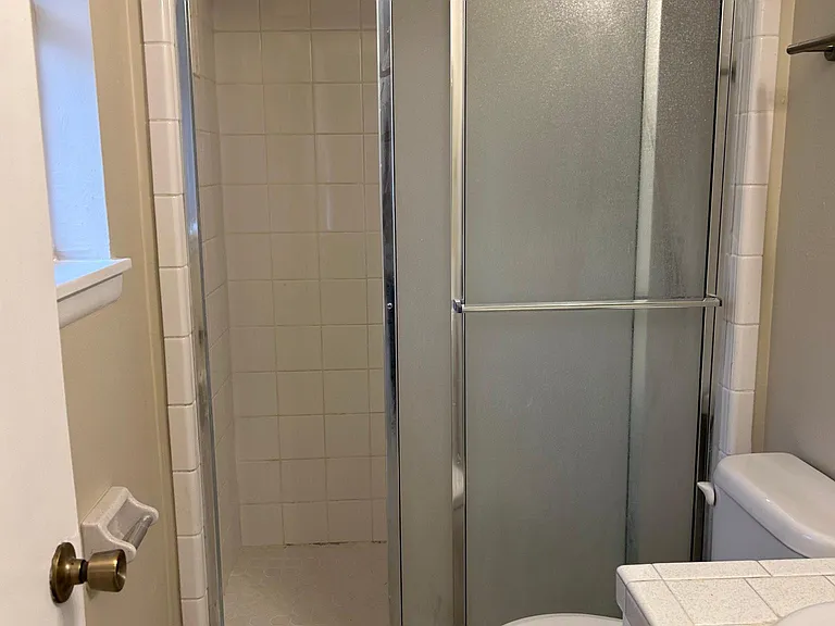 1003 Hazelton St #1003 — Photo 9