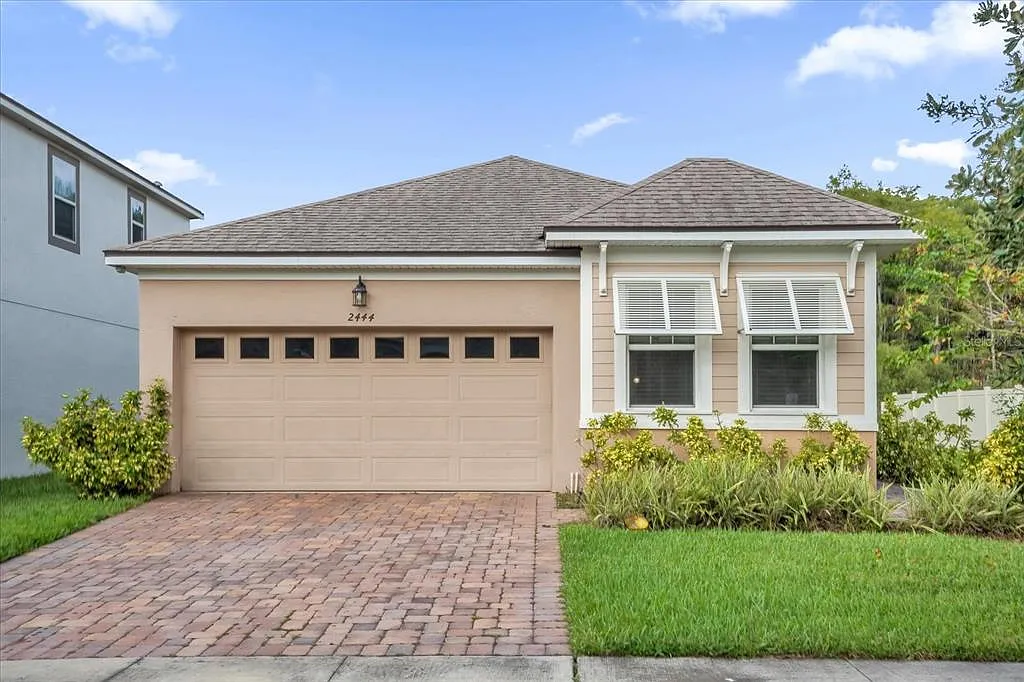 3 bed, 2.0 bath, 1706 sqft, $2,800 — Photo 1