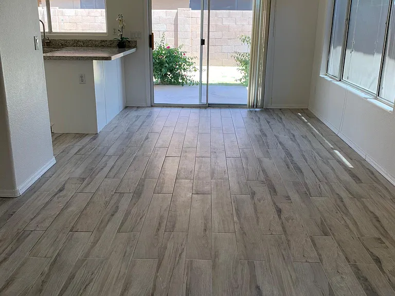 1031 N Blackstone Dr — Photo 10