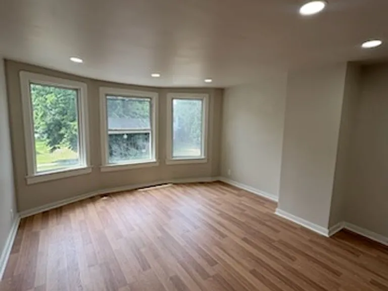1611 W Barker Ave — Photo 13