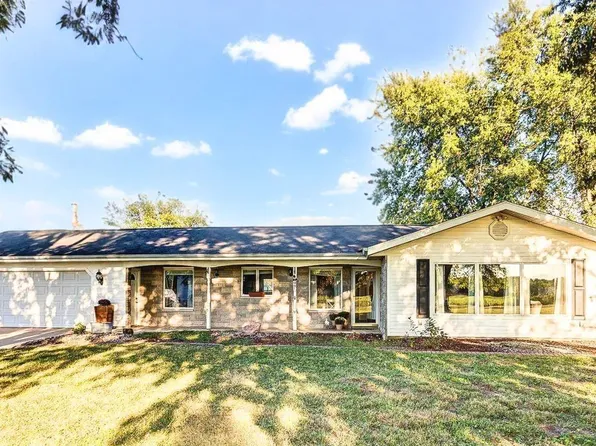 796 Shawnee Rd, Pocahontas, IL 62275