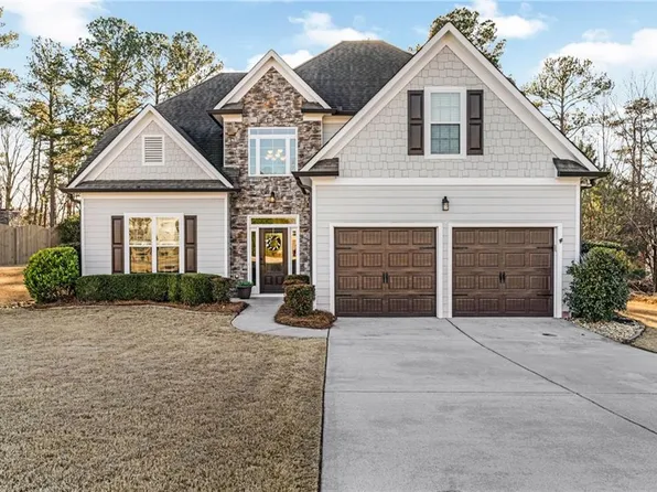 1095 Blankets Creek Dr, Canton, GA 30114