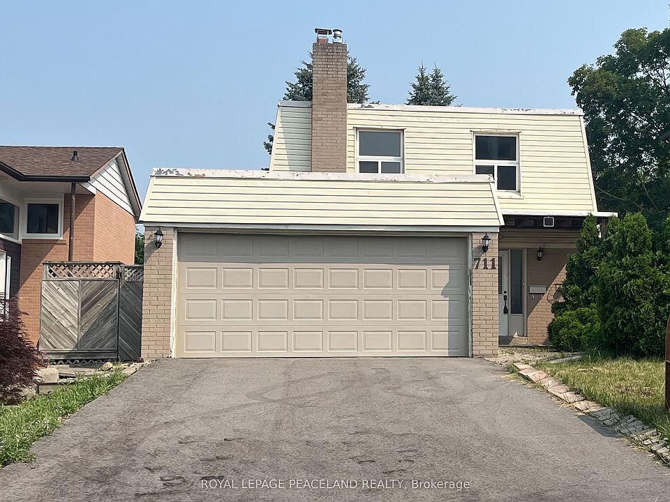 1st image of 711 Irwin Cres