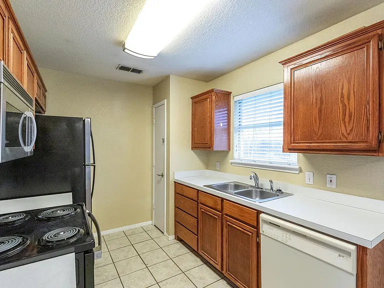 3834 Purdue Ln — Photo 29