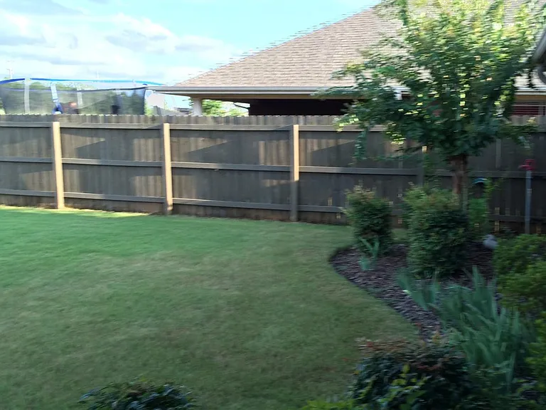 108 Grantham Cir — Photo 7