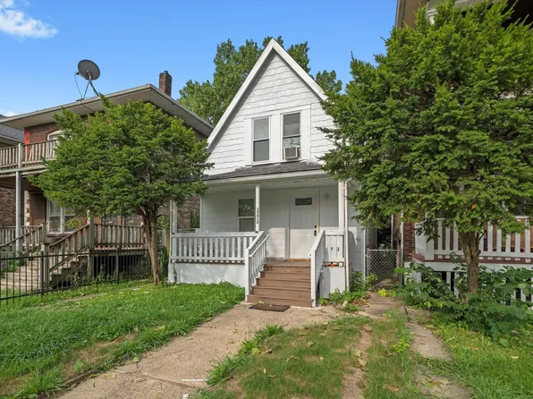 15612 Loomis Ave, Harvey, IL 60426