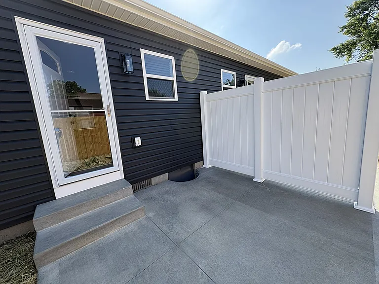 930 E Temple St #930 — Photo 7