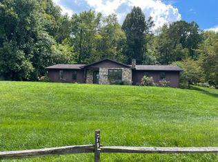 141 Nave St, Hampton, TN 37658