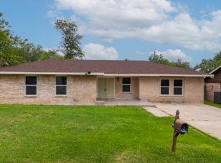 2139 Ricks Dr, Eagle Pass, TX 78852