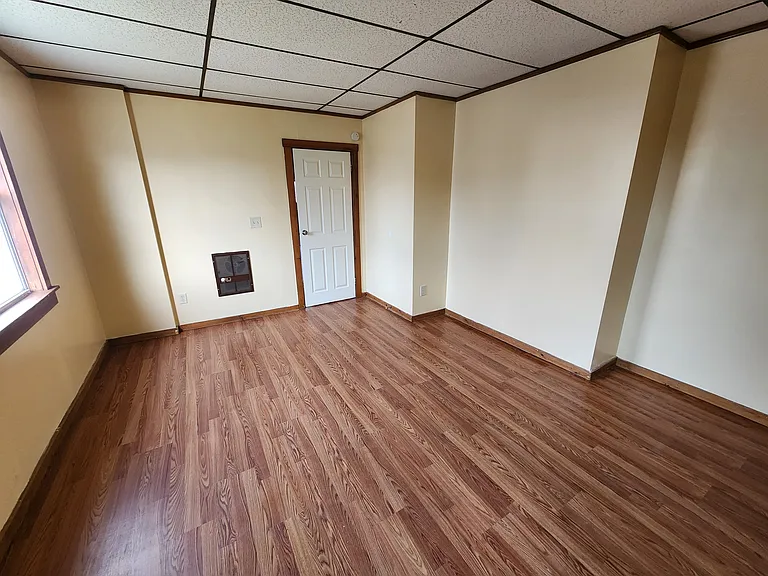 573 Benjamin St #2 — Photo 9