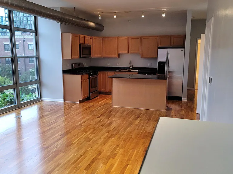 1200 W Monroe St #420 — Photo 78