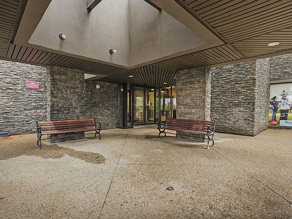 3rd image of 10149 Saskatchewan Dr NW #200