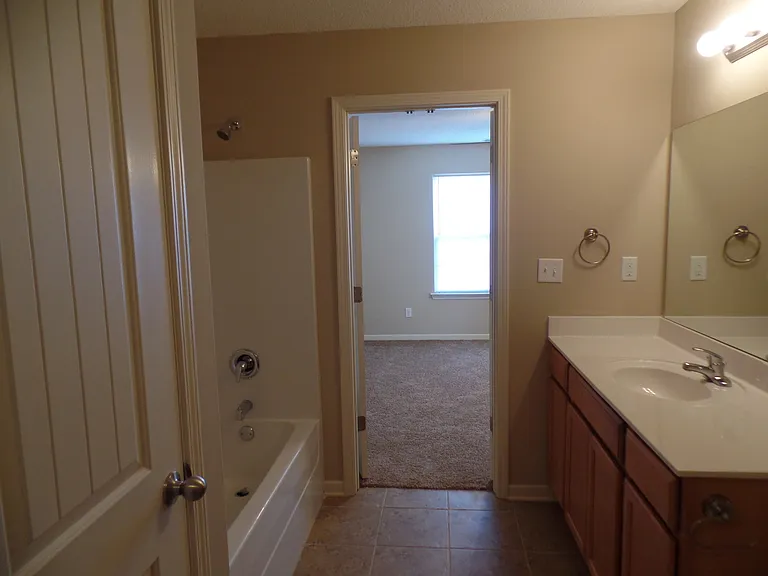 7928 Jadewood Cv — Photo 5