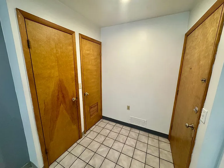 212 Church Street — Photo 11