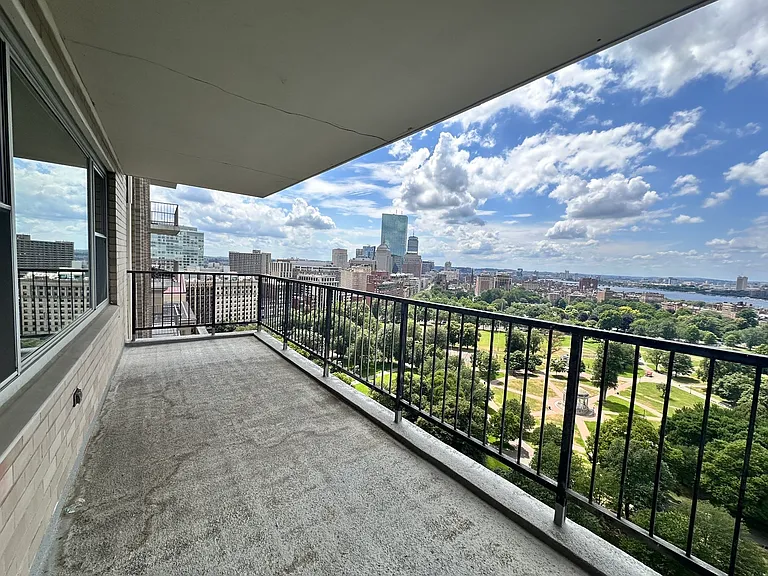 151 Tremont St #22F — Photo 4