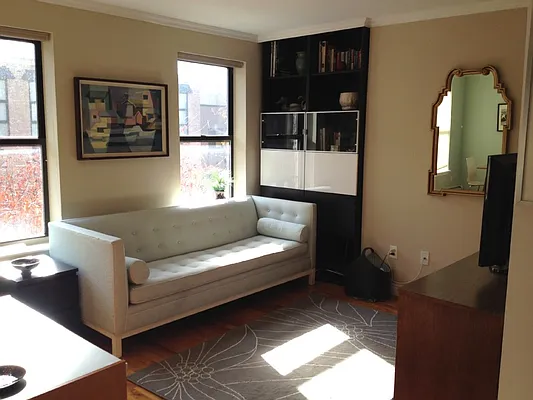 Rented by Pleasant Properties Real Estate LLC | media 15