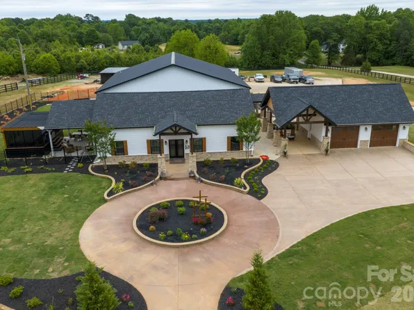 1830 Dulin Rd, Clover, SC 29710