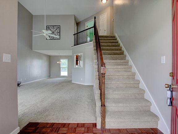 2nd image of 3706 Gracelawn Dr