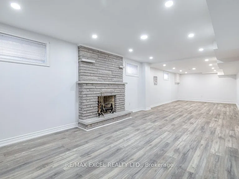 310 Raymerville Dr — Photo 42