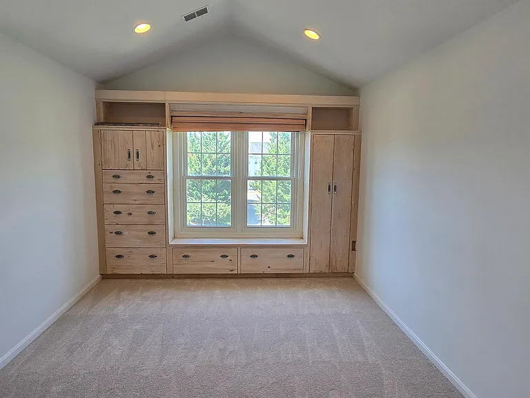 2545 Logan Wood Dr — Photo 12