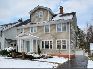 2874 Clarkson Rd, Cleveland Heights, OH 44118