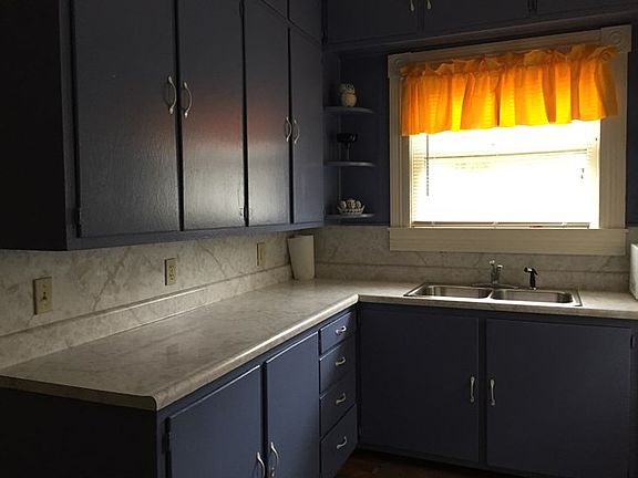 2nd image of 367 Gallia St