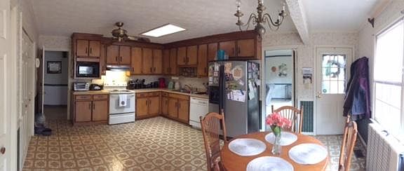 2nd image of 12266 Bay Harbor Ln