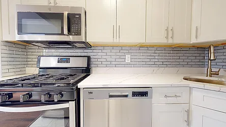 Rented by Metro Garden Realty NYC